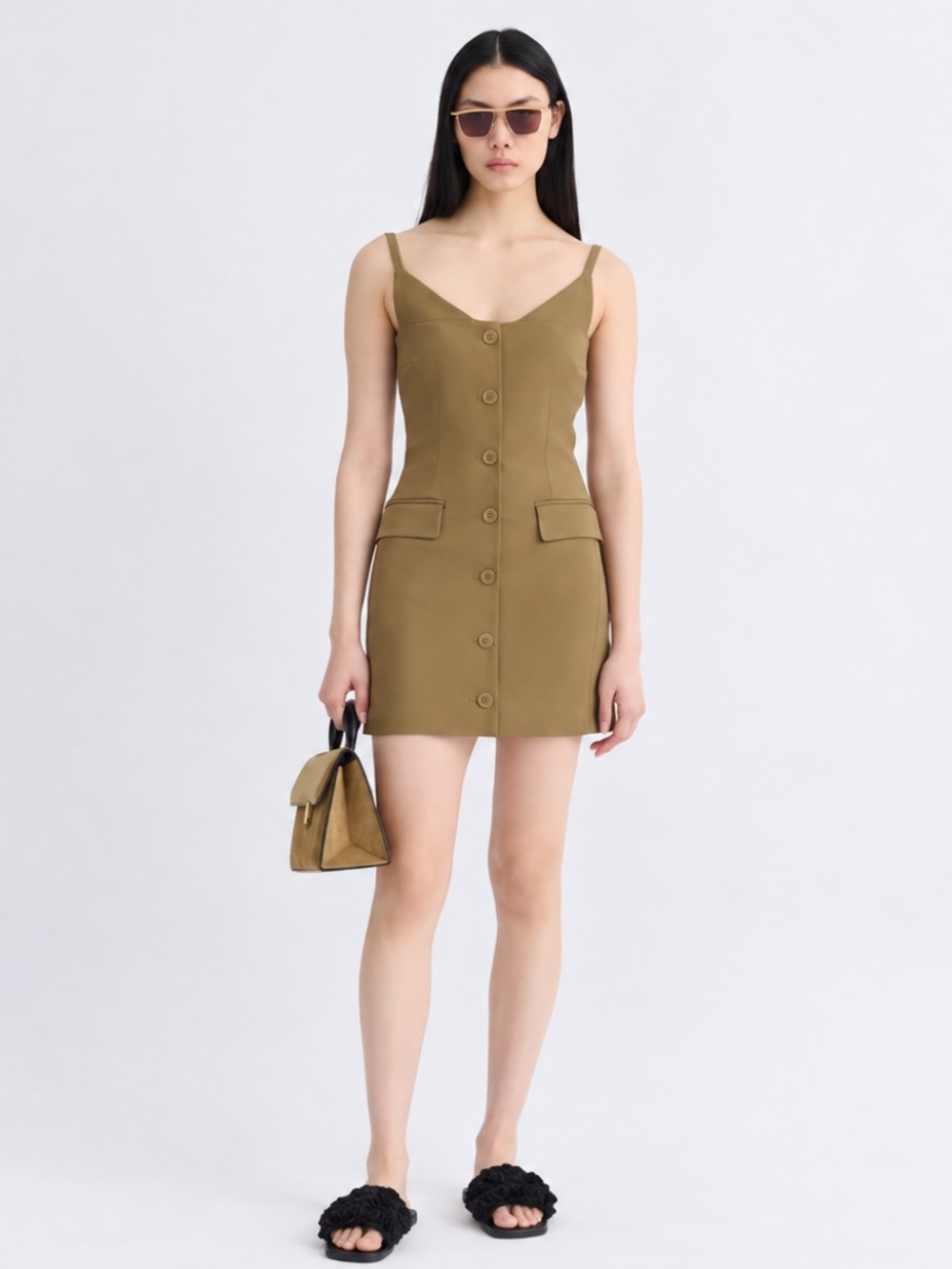 Nanushka Peitho Brown Open Back Tailored Button Title to use
Nanushka Peitho Br